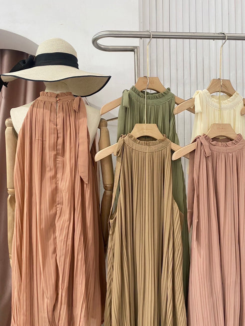 Women Pleated Mid Length Dresses